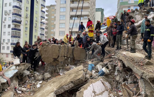 Новости Днепра про Их уже более 4,5 тысяч: количество жертв землетрясения в Турции шокирует