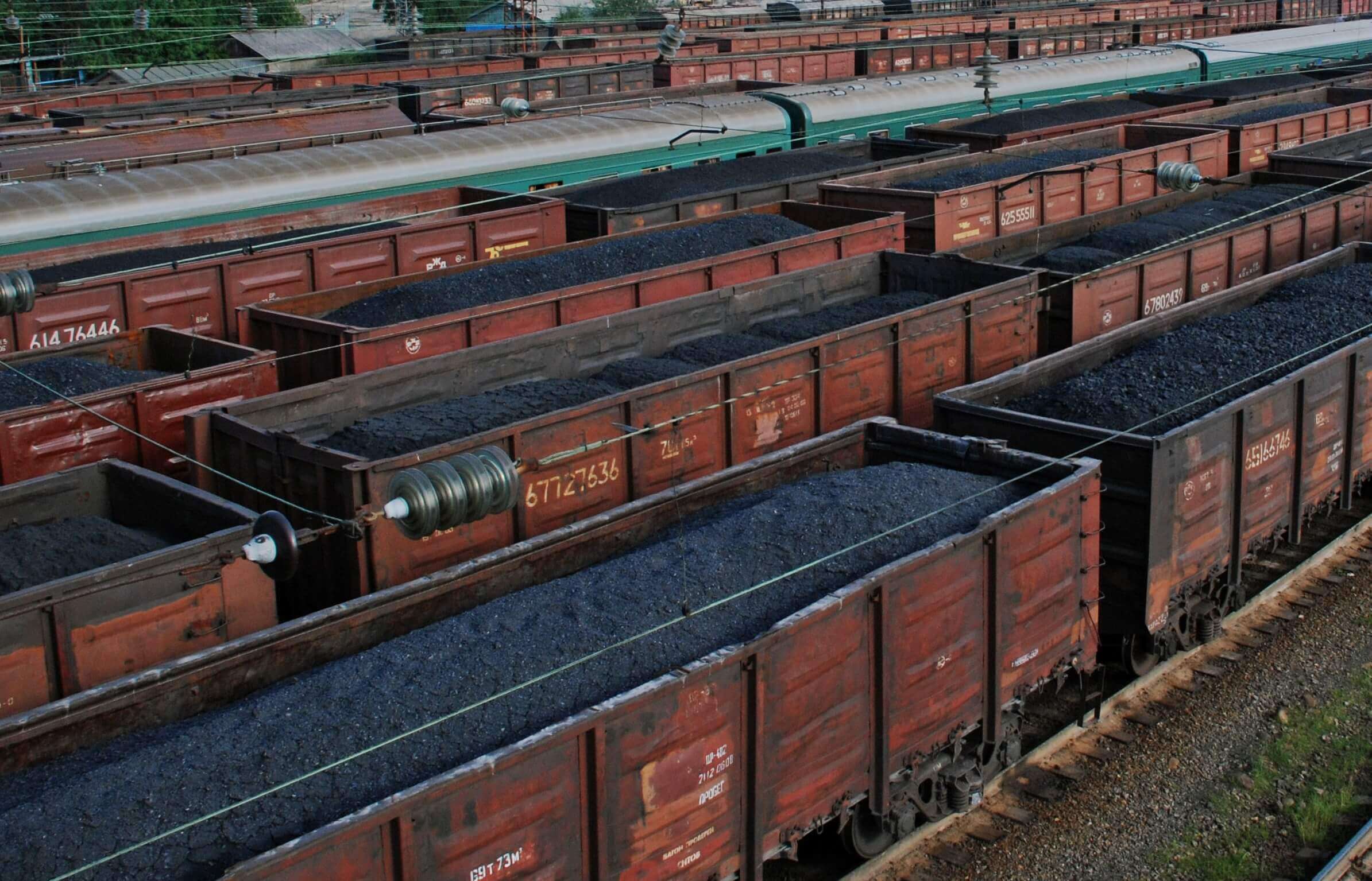 Новости Днепра про На Дніпропетровщині у вагоні з вугіллям знайшли контрабанду: що намагались приховати