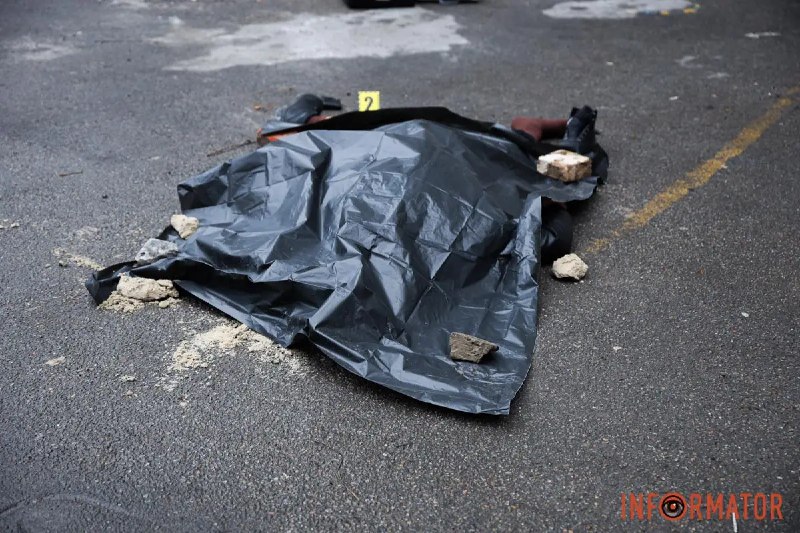 Новости Днепра про В Днепре на Поля нашли тело мужчины: выпал с 17 этажа