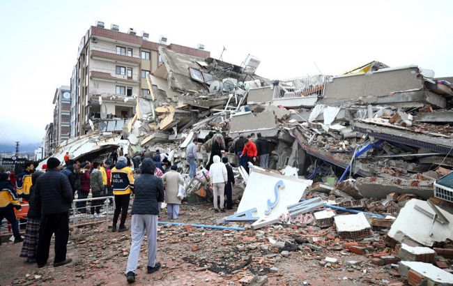 Новости Днепра про Кількість загиблих від землетрусів у Туреччині та Сирії перевищила 4 тисячі осіб