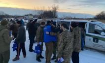 Сегодня Украина вернула из российского плена сотню военных и гражданского