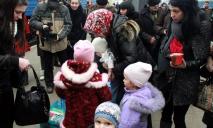 Переселенцам в Украине изменят условия регистрации: особенно это касается детей