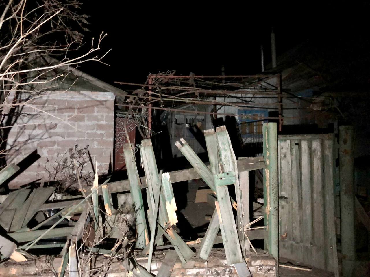 Новости Днепра про Окупанти всю ніч гатили з артилерії по Нікопольському району (ФОТО)