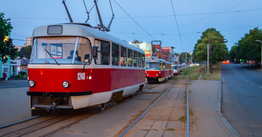 Новости Днепра про Есть изменения: как в Днепре 6 августа будет работать общественный транспорт