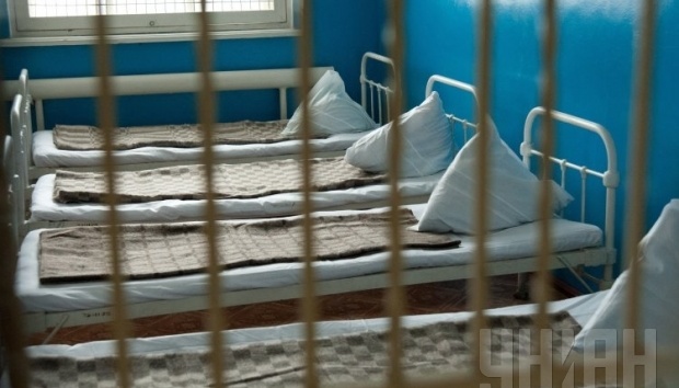 Новости Днепра про Нелюдські умови: у психлікарні на Дніпропетровщині могли катувати пацієнтів
