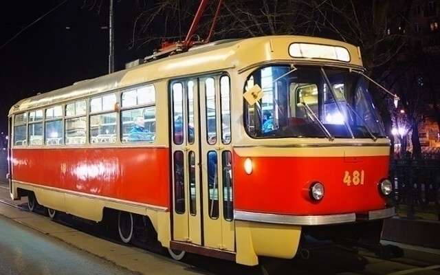 Новости Днепра про В Днепре просят помощи в опознании мужчины, которого сбил трамвай (ФОТО 18+)