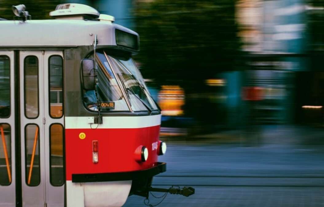 Новости Днепра про Плануймо маршрут: як у Дніпрі працює громадський транспорт 14 березня
