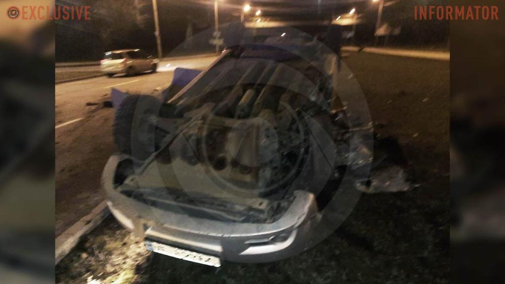 Новости Днепра про В Днепре на Набережной Победы произошла смертельная авария: водитель Chevrolet погиб на месте