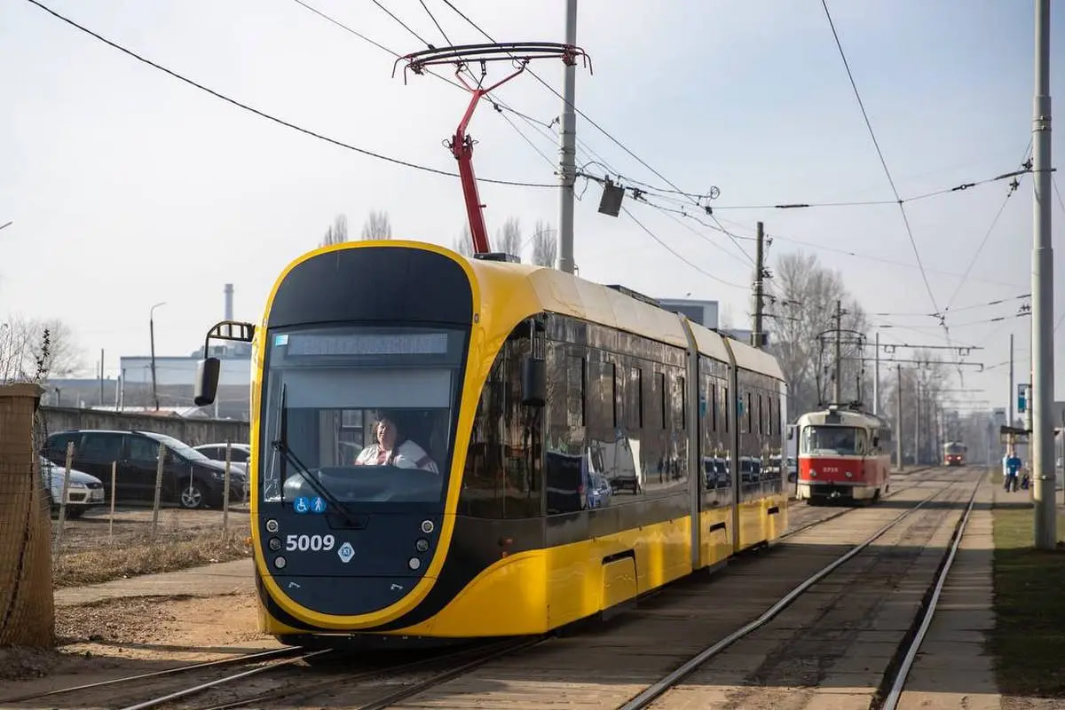 Новости Днепра про В Киеве на маршрут выпустили трамваи из Днепра: подробности