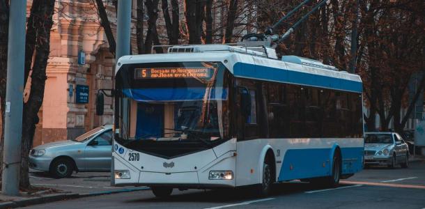 Как работает общественный транспорт Днепра 20 марта: планируйте маршрут