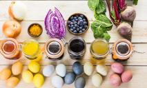 Каркаде, шпинат та вино: як пофарбувати яйця натуральними барвниками