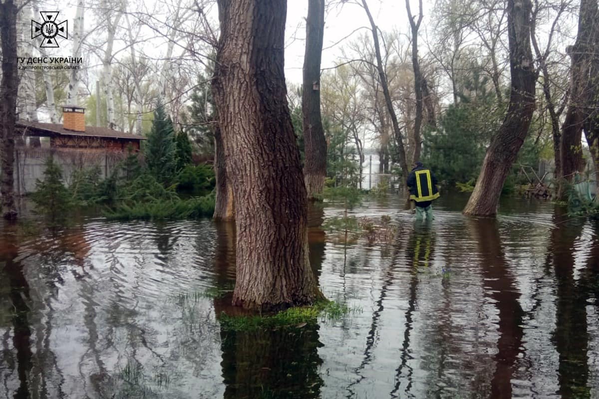Новости Днепра про Днепропетровщина страдает от подтоплений: затоплены 148 домов (ФОТО)