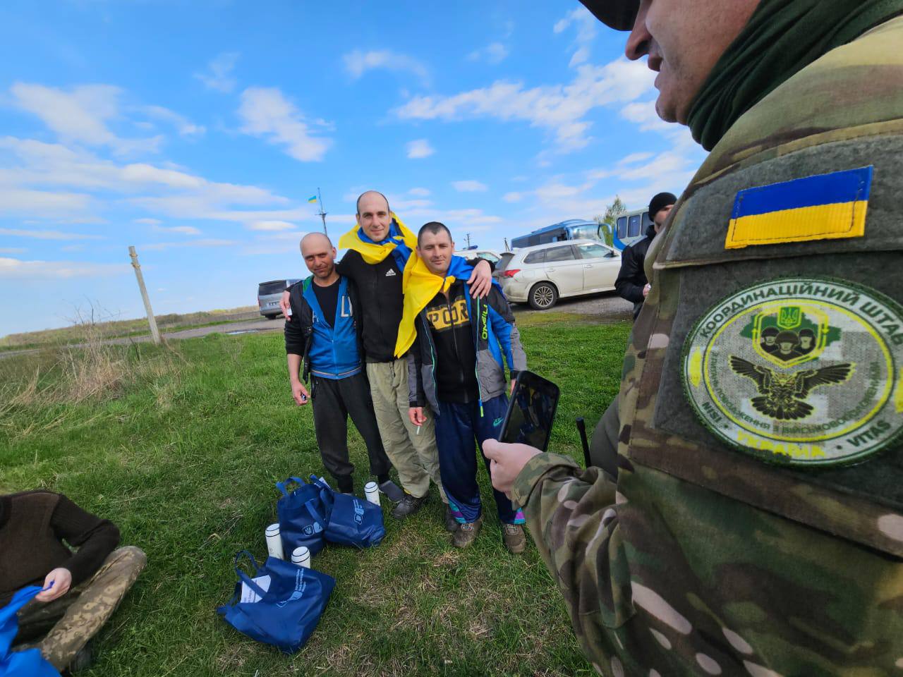 Новости Днепра про Черговий обмін полоненими: в Україну повернулися 42 військових та 2 цивільних