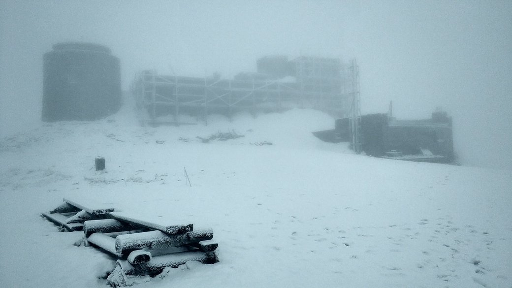 Новости Днепра про Знову зима: у Карпатах випав сніг (ФОТО)