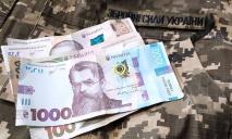 В Днепре двое мужчин украли у военнослужащего 700 тыс. гривен