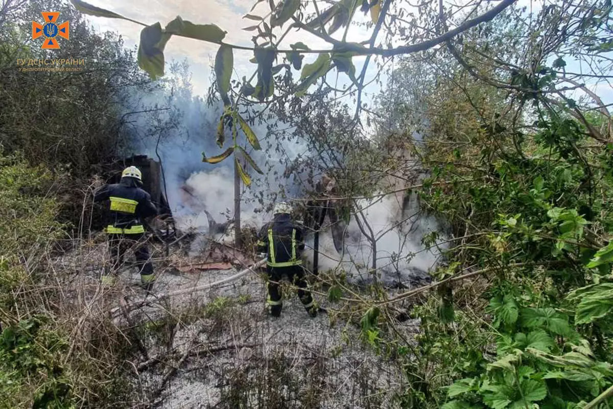 Новости Днепра про У Дніпрі пожежа знищила дачний будинок (ФОТО)