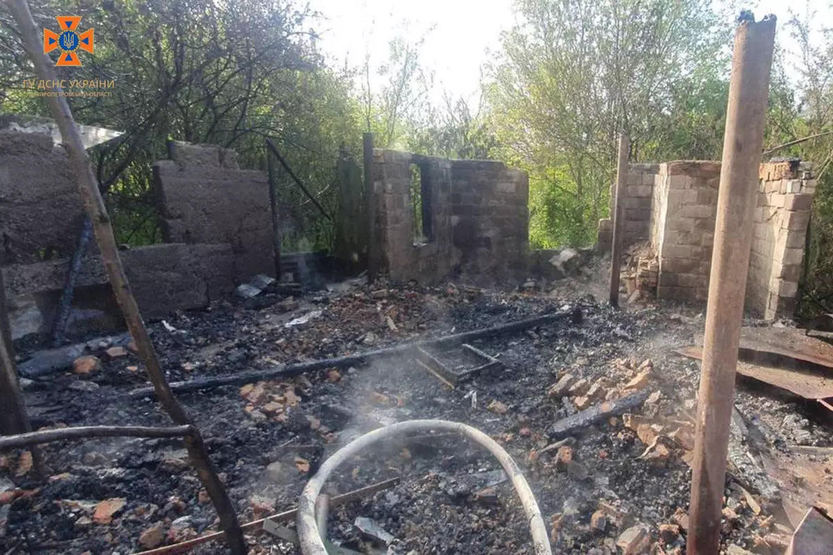 Новости Днепра про У Дніпрі пожежа знищила дачний будинок (ФОТО)