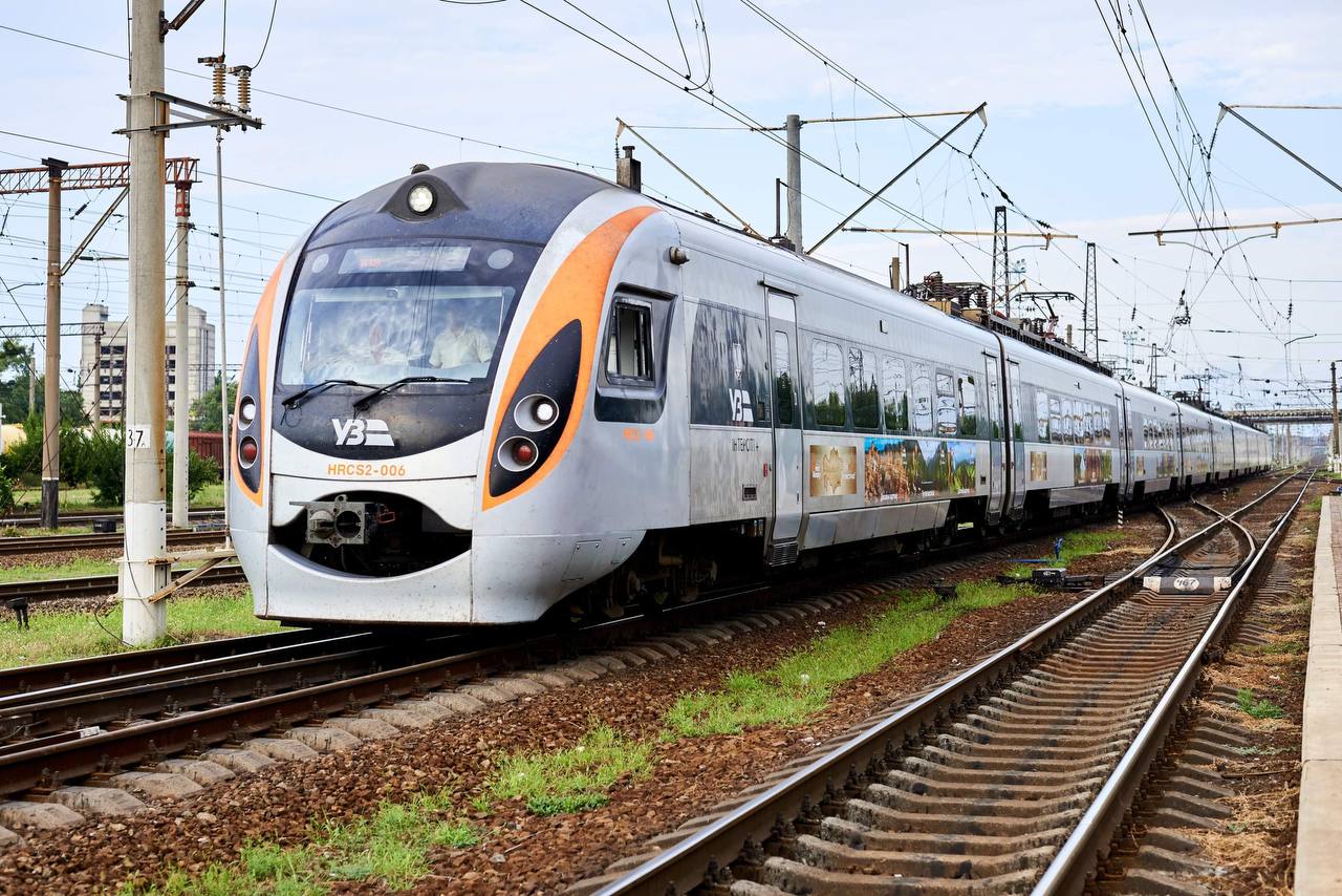 Новости Днепра про Не було з початку війни: Укрзалізниця повертає на маршрут швидкісний Інтерсіті+ через Дніпро