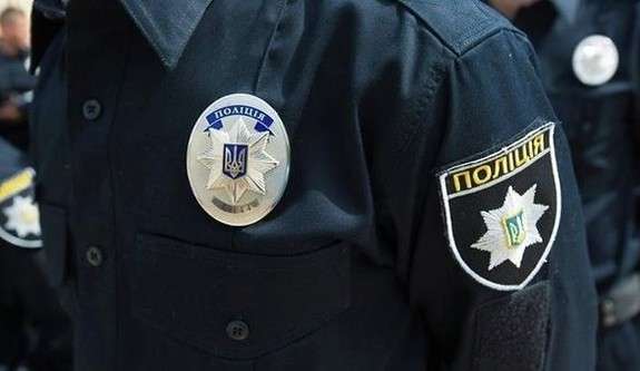 Новости Днепра про На Днепропетровщине полицейский забрал вещдоки и продал их в ломбард