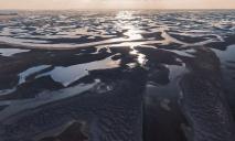Вместо моря – пустыня: показали новые апокалиптические кадры из обмелевшего Каховского водохранилища