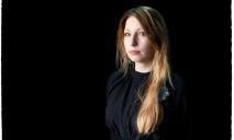 В больнице Днепра умерла известная украинская писательница: получила ранение после обстрела Краматорска