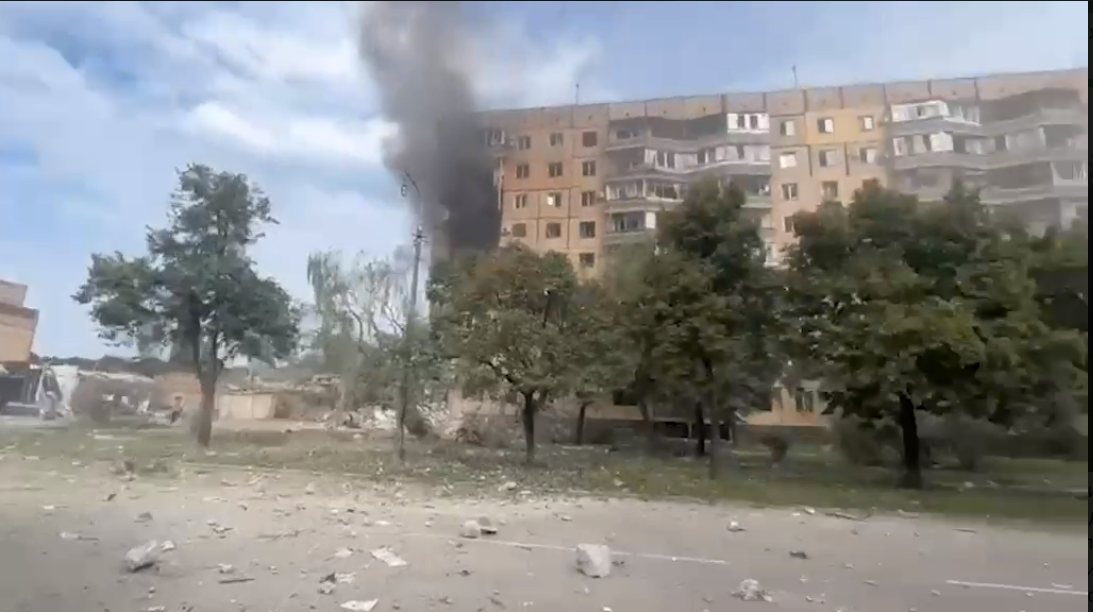 Новости Днепра про Зеленський показав відео із наслідками ракетних ударів по Кривому Рогу: є загиблі й поранені