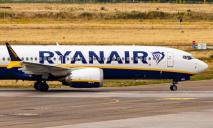 На низком старте: Ryanair может частично возобновить авиарейсы в Украину до конца 2023 года