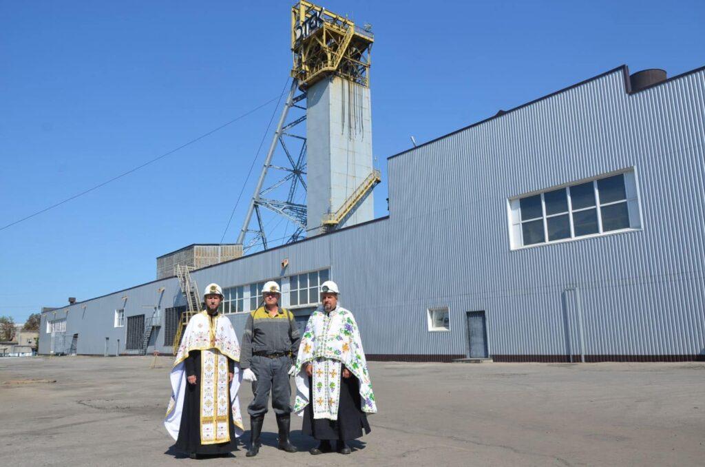 Новости Днепра про На Дніпропетровщині в шахті на глибині 265 метрів освятили каплицю (ФОТО)