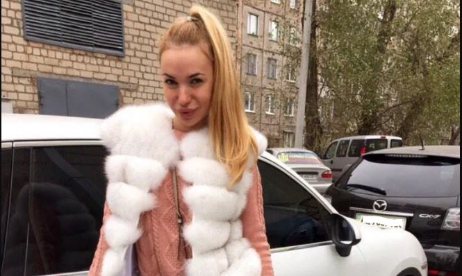 Новости Днепра про Блогерка з Дніпра, яка закликала скидати бомби на українців, отримала дивне покарання