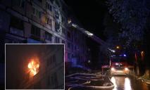 У Дніпрі на Козака Мамая горіла квартира: ДСНС-ники та поліцейські врятували 44 людини