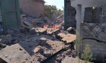Повреждены дома, спортшкола, линии электропередач: полиция показала последствия вражеских обстрелов Днепропетровщины