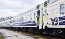 Пасажирський поїзд з Одеси до Дніпра зійшов з рейок: що відомо