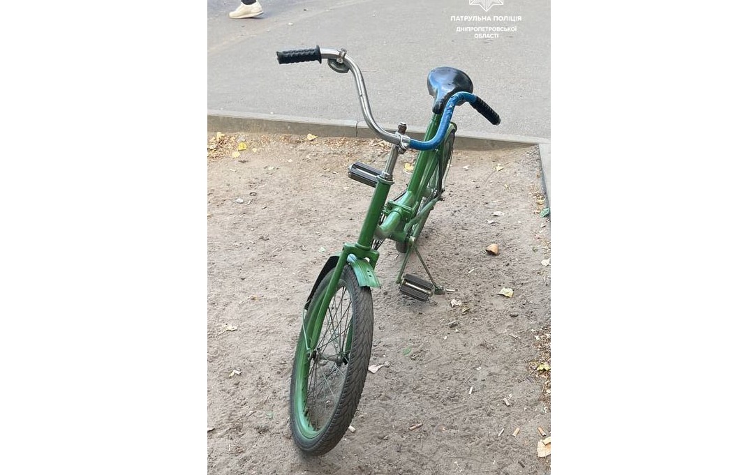 Новости Днепра про В Днепре мужчина пытался забрать велосипед у 10-летнего мальчика