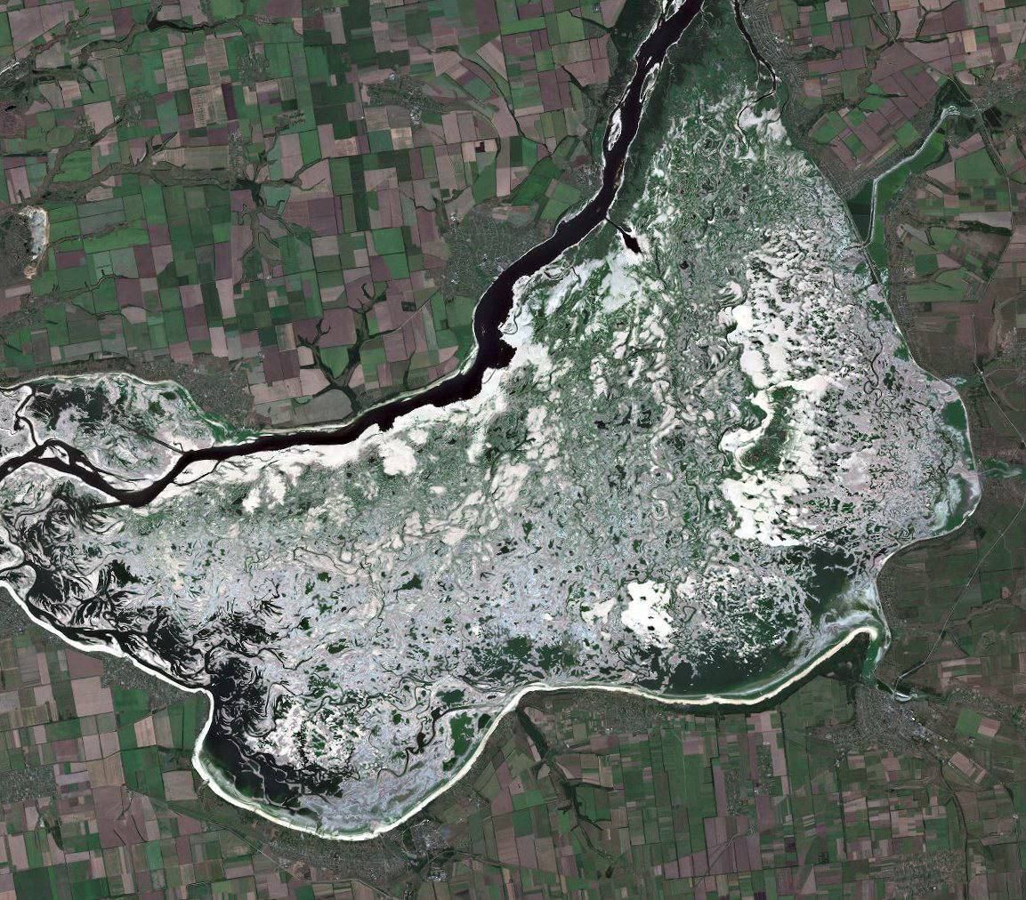 Новости Днепра про З'явилися нові супутникові знімки Каховського водосховища, якого не існує третій місяць