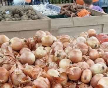 Супермаркеты Днепра переписывают цены: почему снова начал дорожать базовый овощ