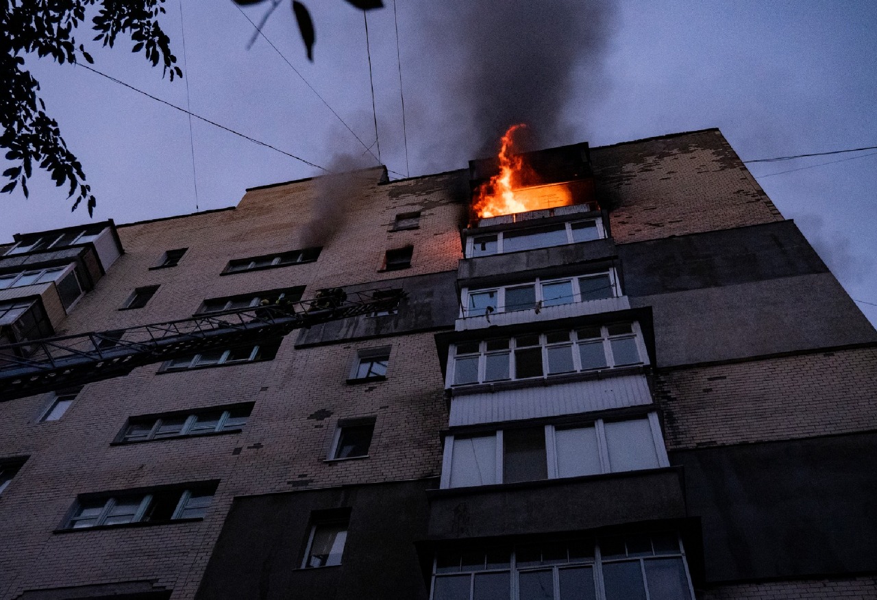 Новости Днепра про У Кам‘янському чоловік згорів у власній квартирі