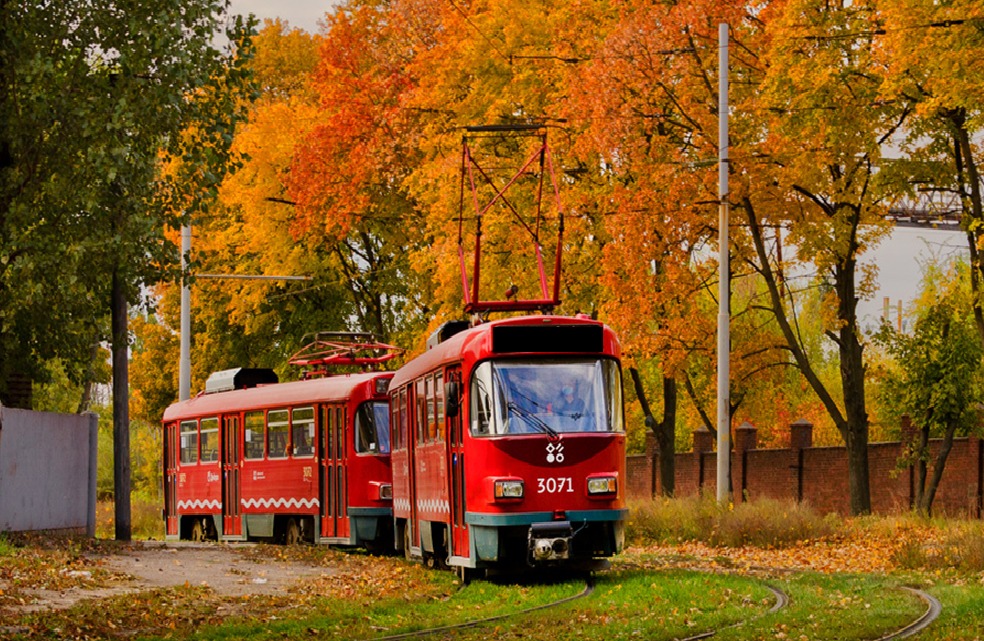 Новости Днепра про У Дніпрі сьогодні два популярні трамваї поїдуть в депо раніше: не чекайте дарма