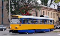 В Днепре горел трамвай №11: есть изменения в движении (ФОТО)