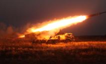 Ночью россияне атаковали Днепропетровщину ракетой и артиллерией: что известно