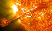 На Солнце произошла мощная вспышка: Землю всколыхнут магнитные бури