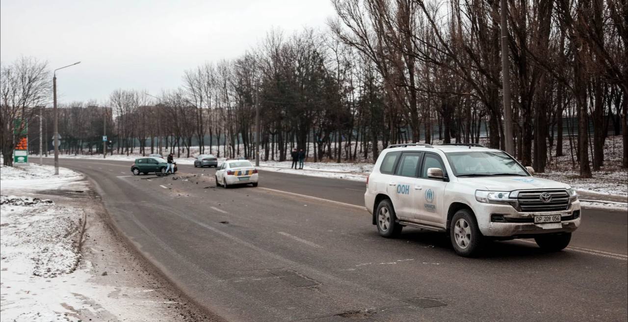 Новости Днепра про У Дніпрі автівка з емблемою ООН втрапила в ДТП: подробиці