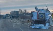 На Дніпропетровщині сталася смертельна аварія за участі “швидкої” та вантажівки