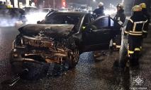 У Павлограді сталася жахлива автотроща за участі Тoyota та Kia: 21-річна водійка опинилася в пастці