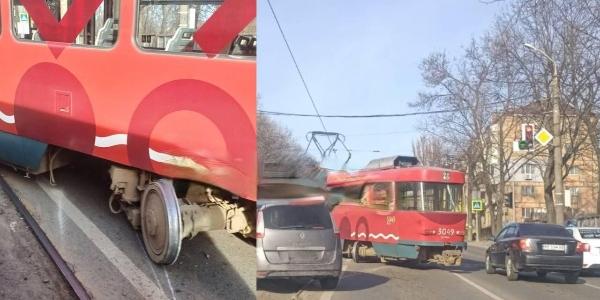 В Днепре на Богдана Хмельницкого трамвай сошел с рельсов: электротранспорт задерживается
