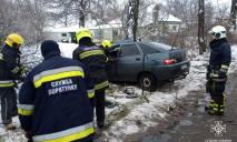 Смертельное ДТП в Днепровском районе: водитель легковушки «ВАЗ» не справился с управлением