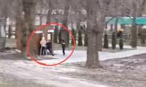 У Новомосковську “туалетні терористи” понівечили вбиральню в парку: чим все закінчилося