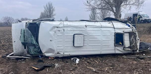 В смертельной аварии с маршруткой на трассе у Днепра погиб известный фермер