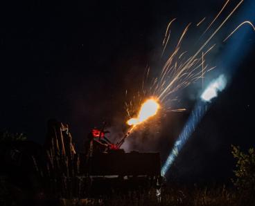 На Дніпропетровщині вночі пролунало 8 вибухів: коментар ОВА