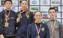 Спортсмени з Дніпра вибороли 5 медалей на міжнародному турнірі з бадмінтону: вітаємо