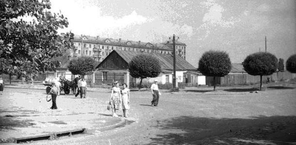 Частный домик и деревья: что было на месте парковки у Мост-сити 50 лет назад (ФОТО)